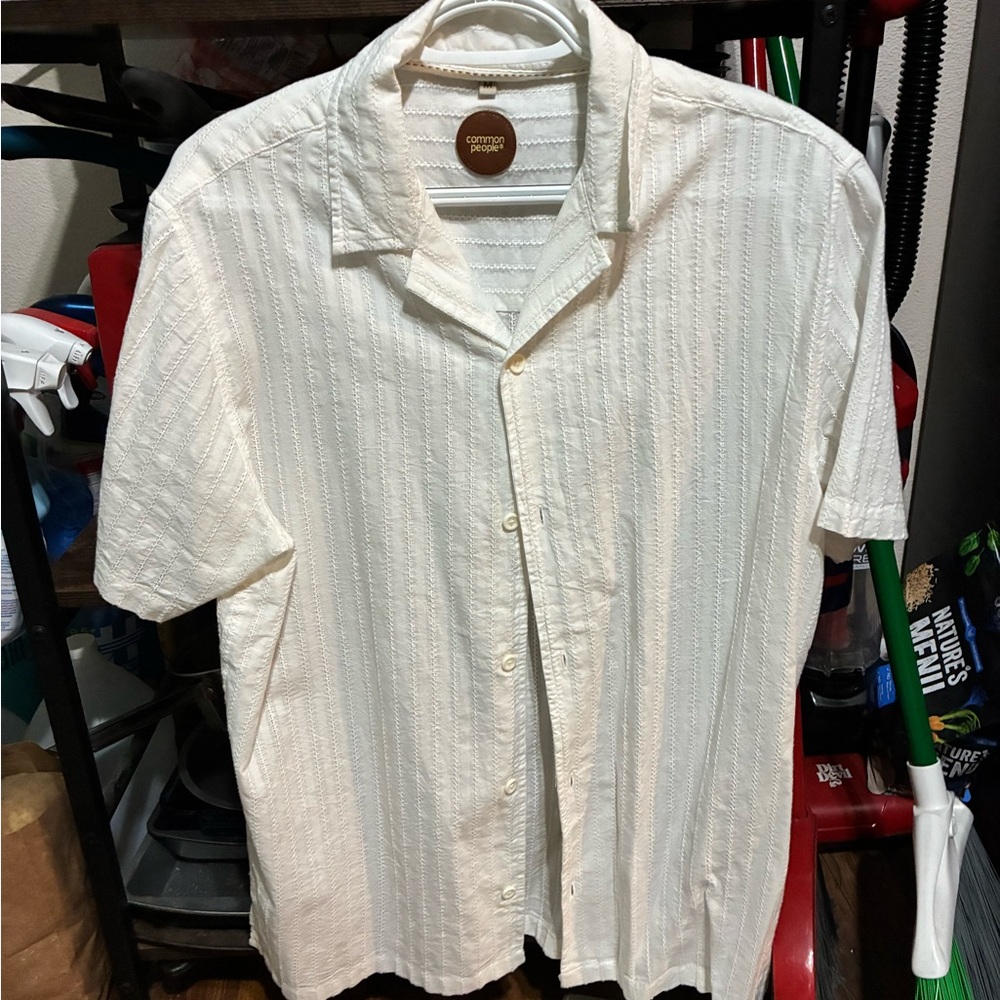 Men’s light button down (linen) - Picture 3 of 3